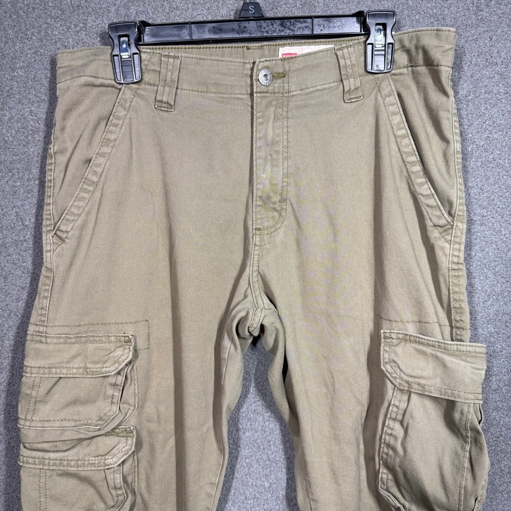 Wrangler Cargo Pants Men's 30x32 Regular Taper Khaki Cotton Stretch